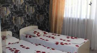 Гостиница Гостевой Дом Марин Адлер Трехместный номер с балконом-1