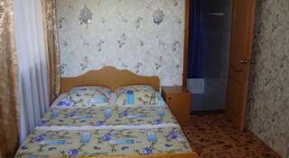 Гостиница Гостевой Дом Марин Адлер Двухместный номер Делюкс с 1 кроватью и балконом-1