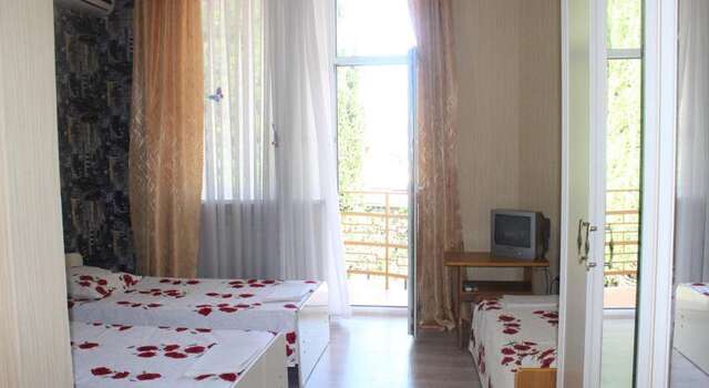 Гостиница Гостевой Дом Марин Адлер-12